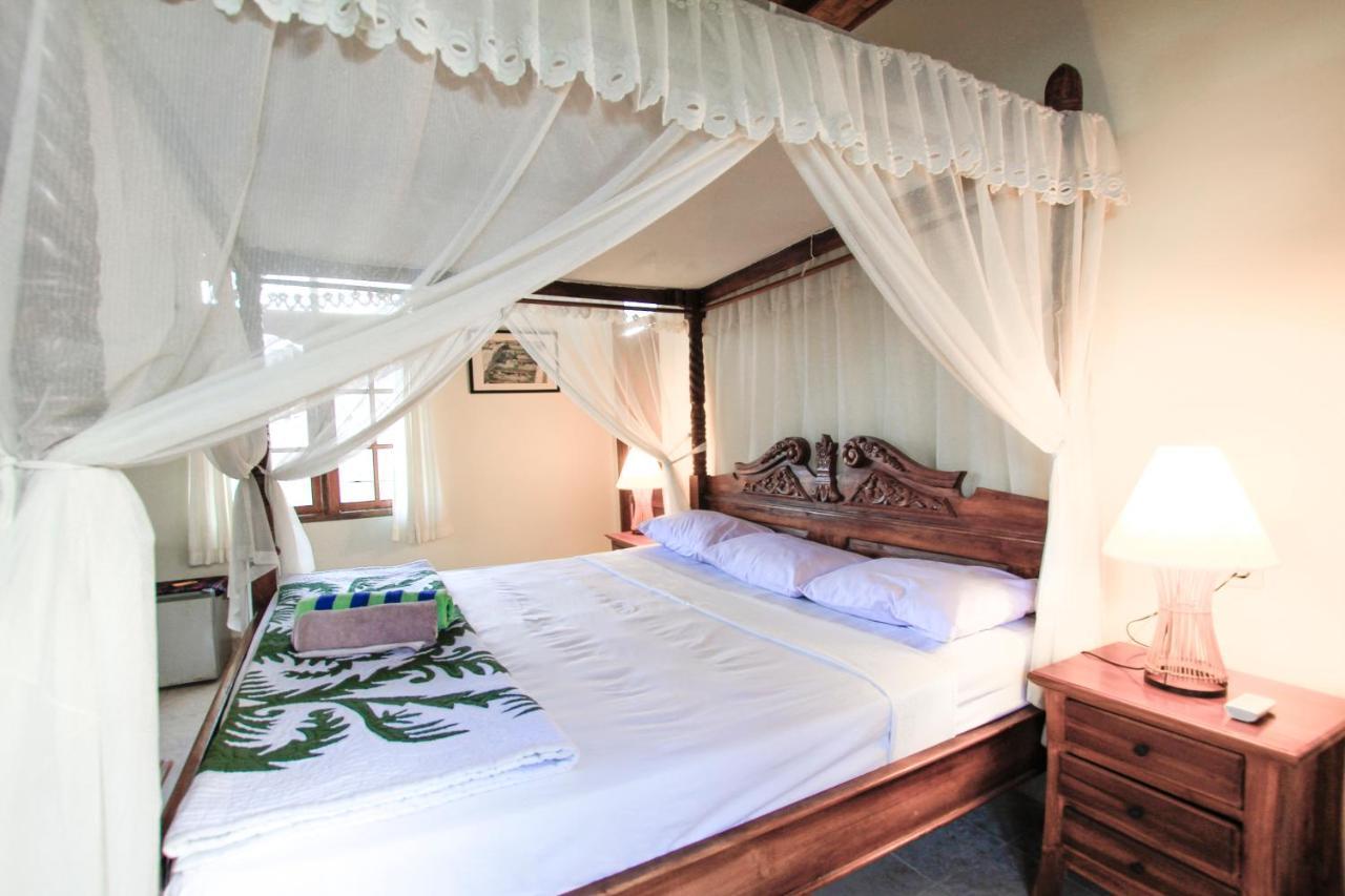 Ganesha Amed Hotell Exteriör bild