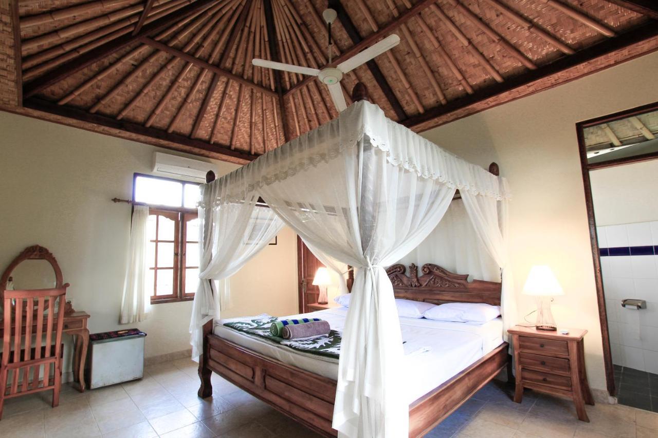 Ganesha Amed Hotell Exteriör bild
