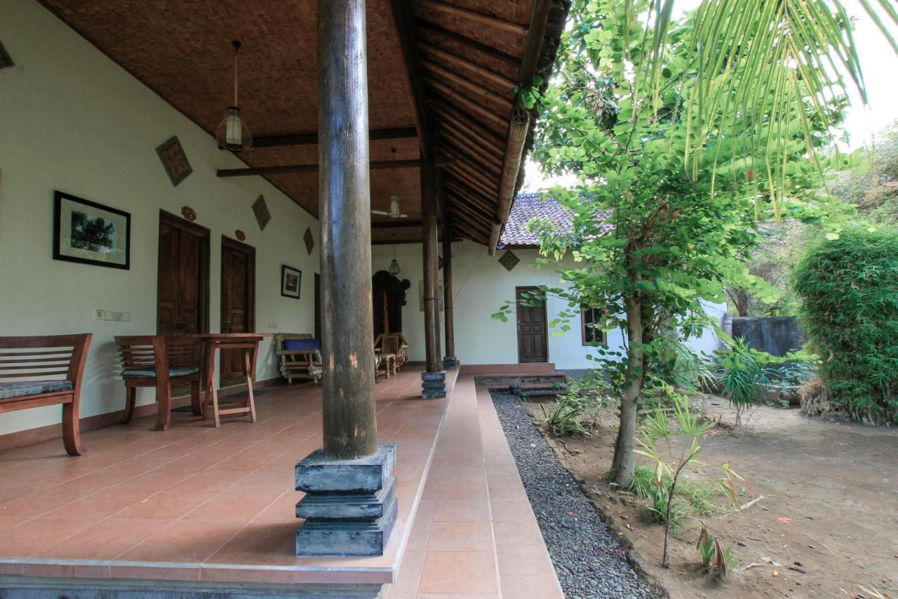 Ganesha Amed Hotell Exteriör bild