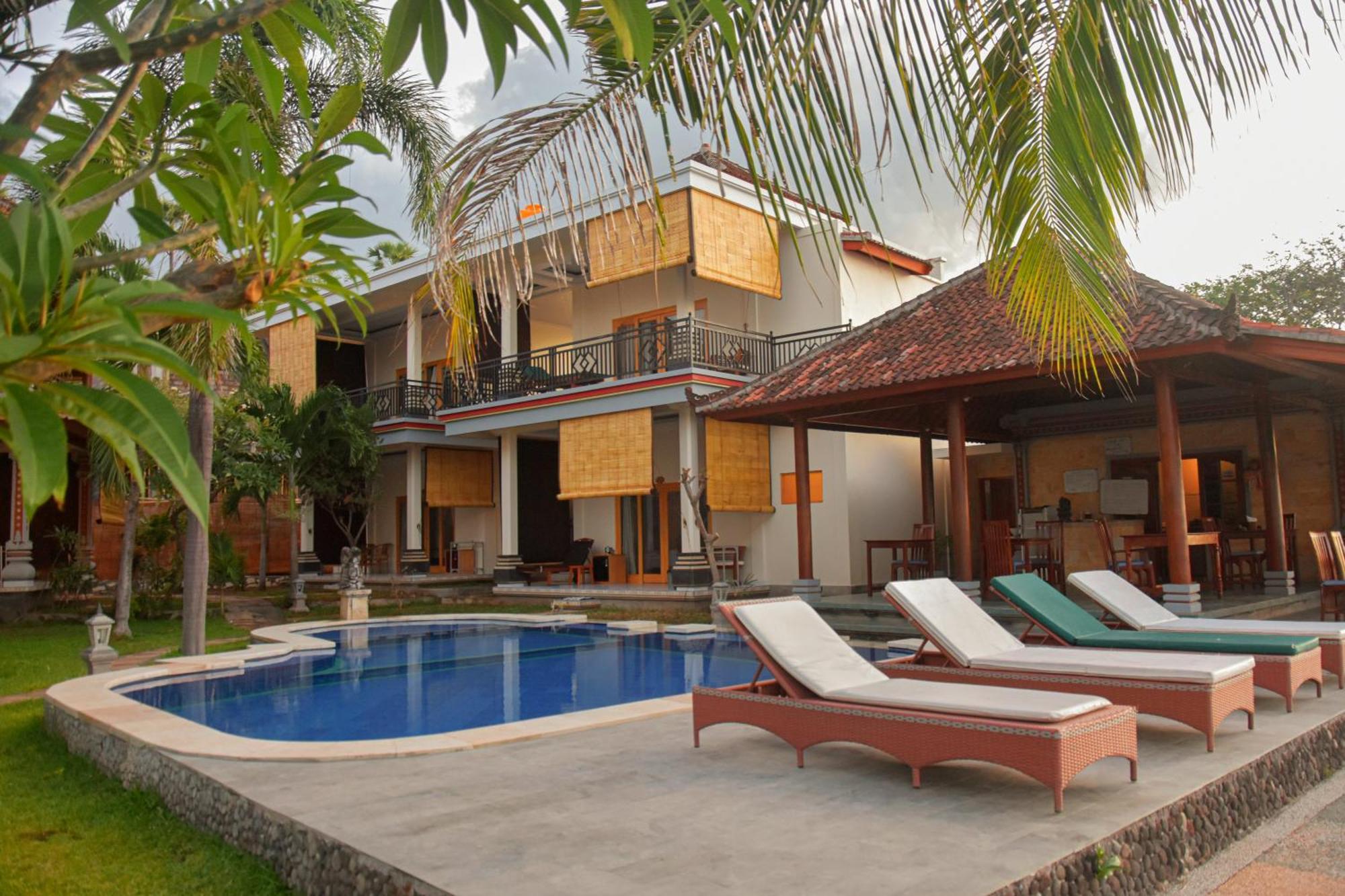 Ganesha Amed Hotell Rum bild
